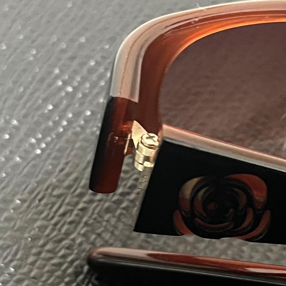 miumiu サングラス　SMU 26F ミュウミュウ　バラ　薔薇