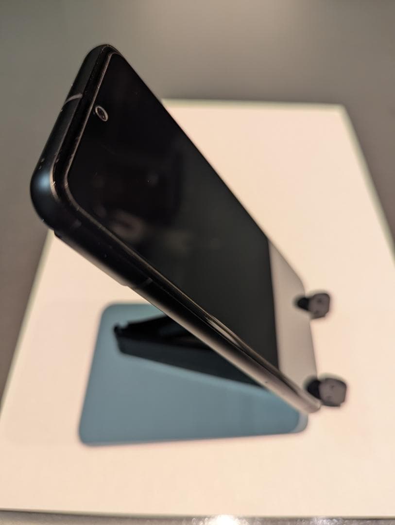 美品 Google Pixel 8 Obsidian 256GB SIMフリー