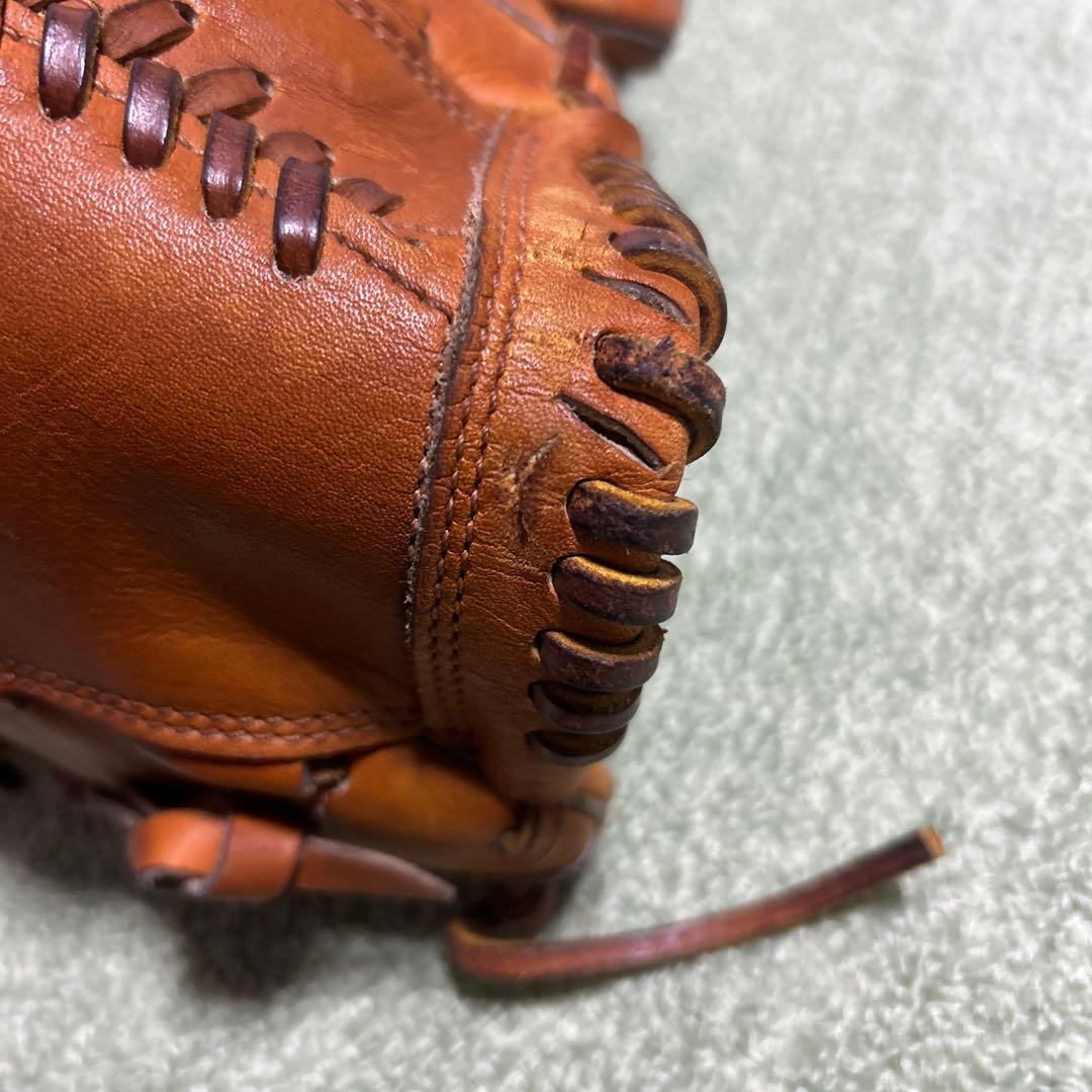 アンダーアーマー　硬式ピッチャー用グラブ　型番QBB0083