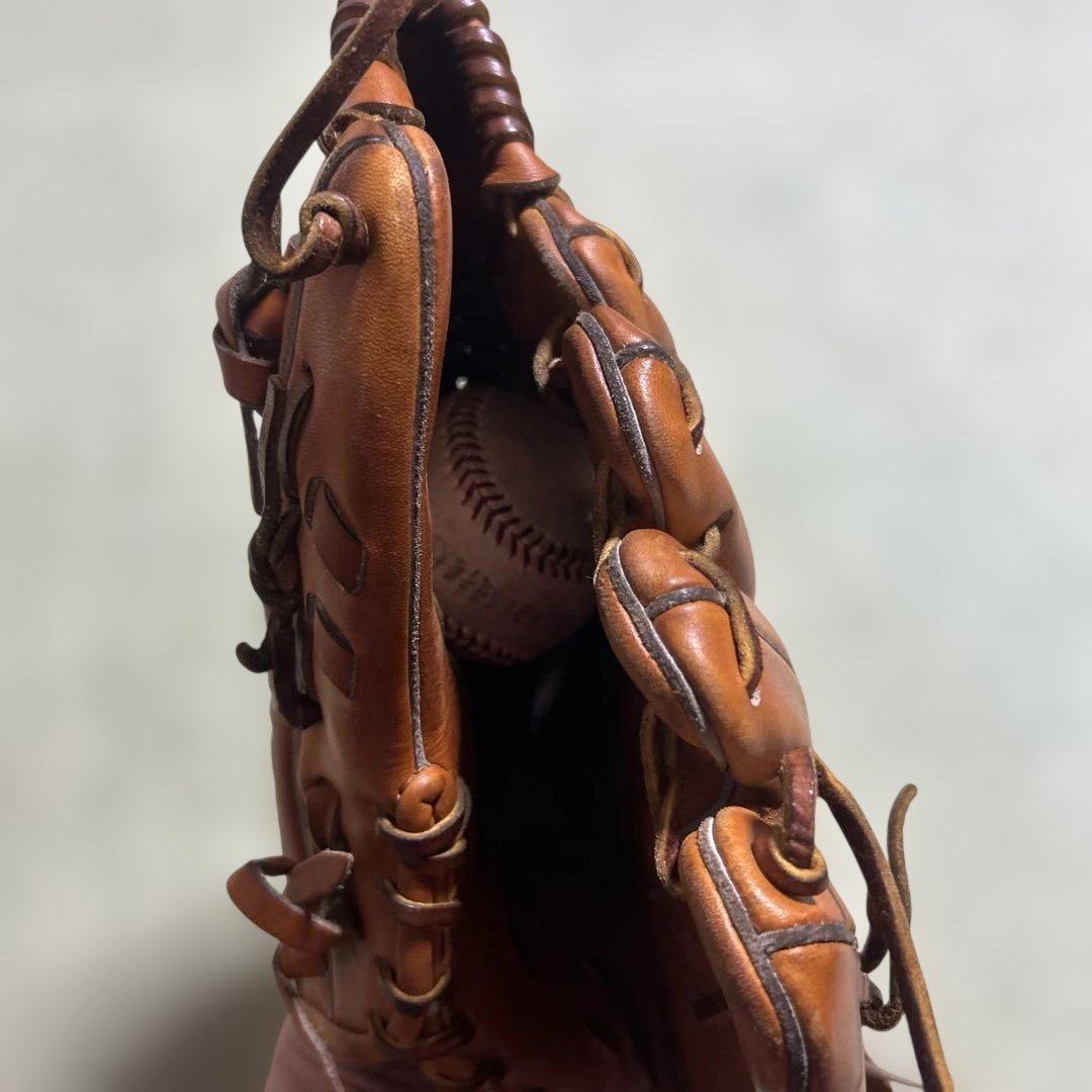 アンダーアーマー　硬式ピッチャー用グラブ　型番QBB0083