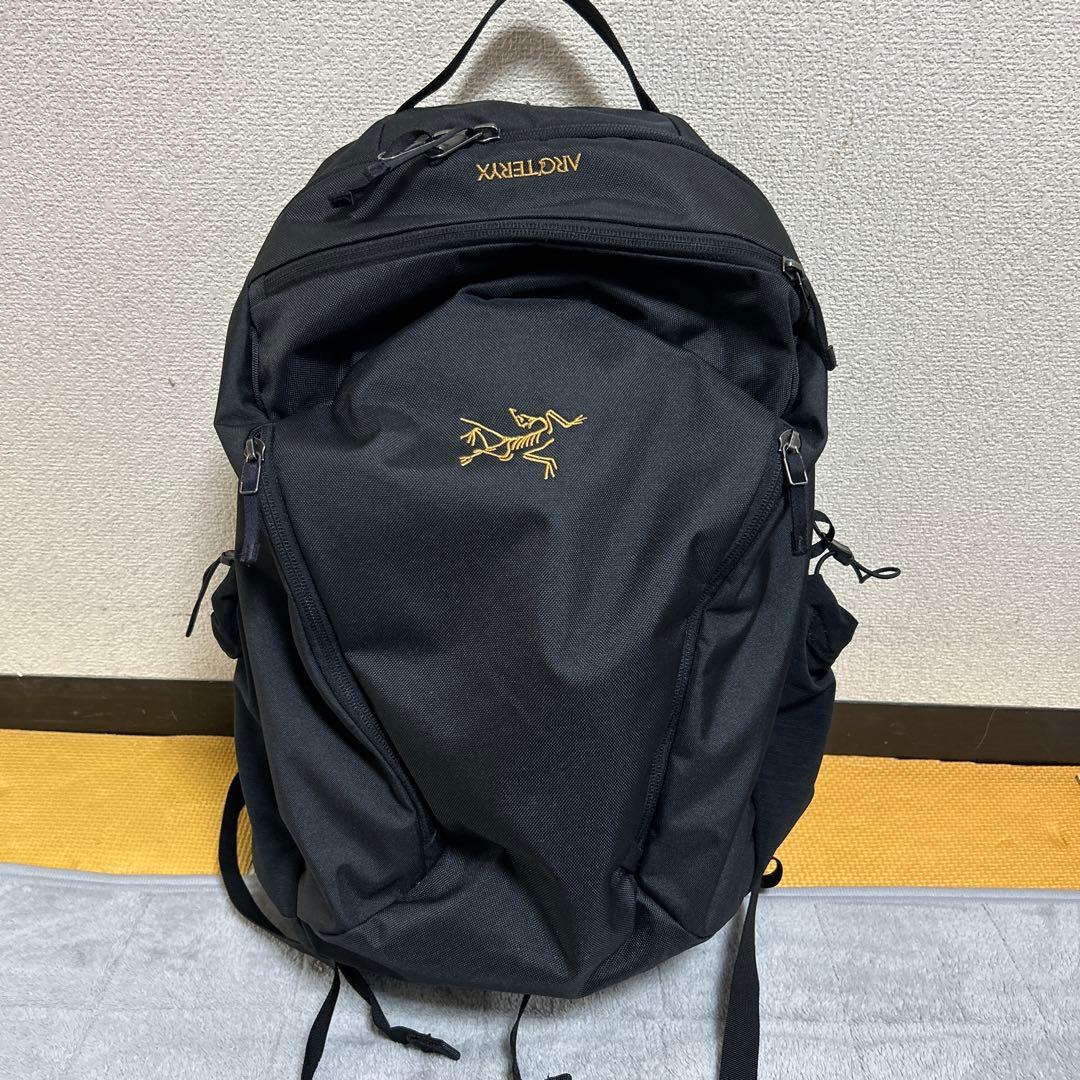 ARC'TERYX ブラックバックパック Mantis26