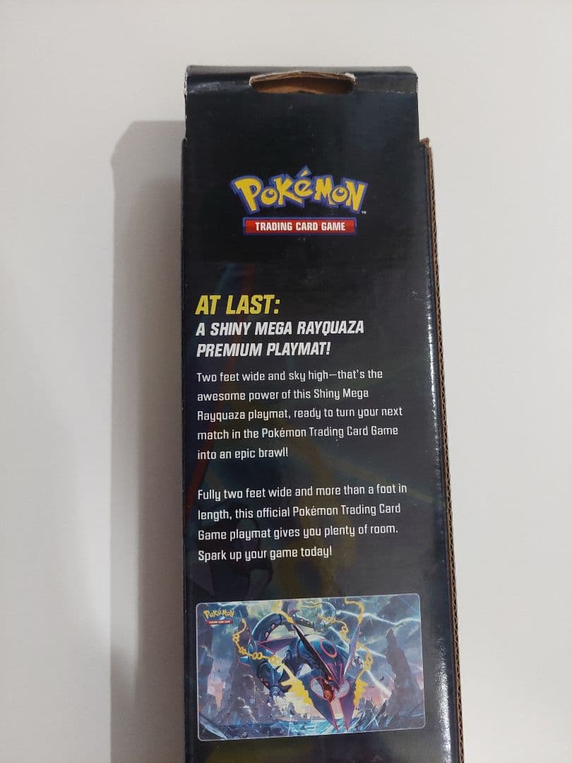 【超希少】　海外限定　ポケモンカード　メガレックウザ　色違い　プレイマットマット