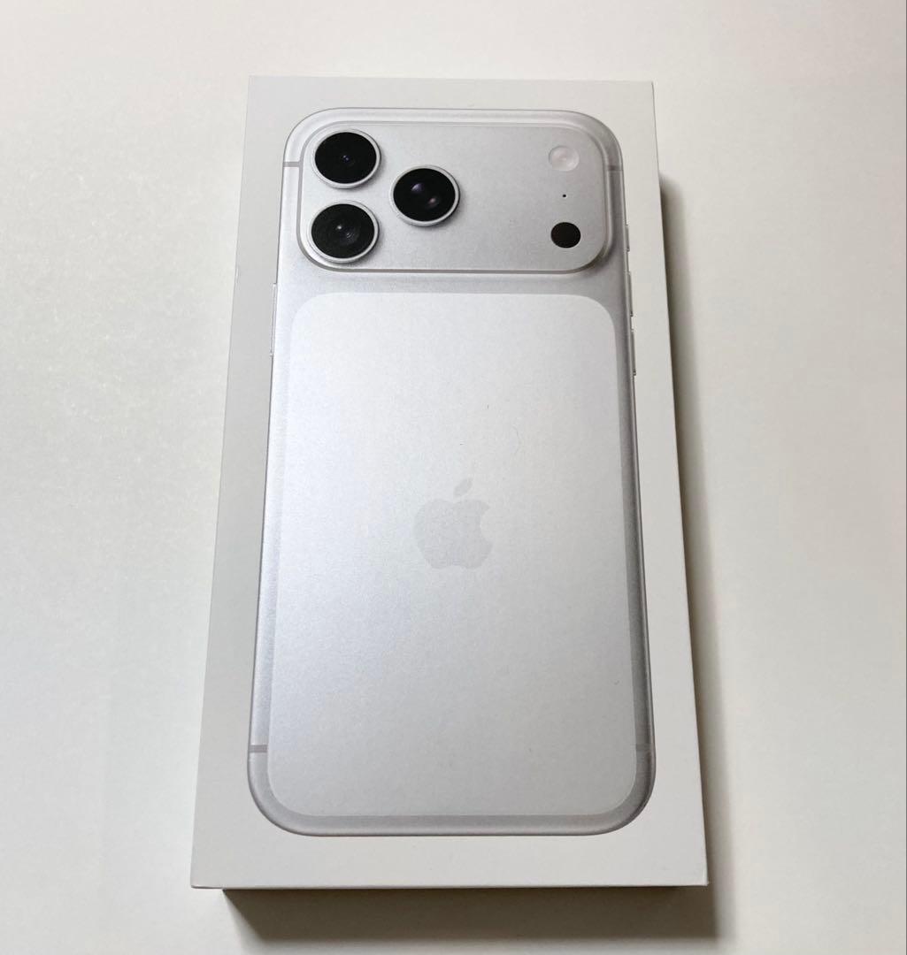 新品未開封 iPhone17ProMax シルバー 256GB