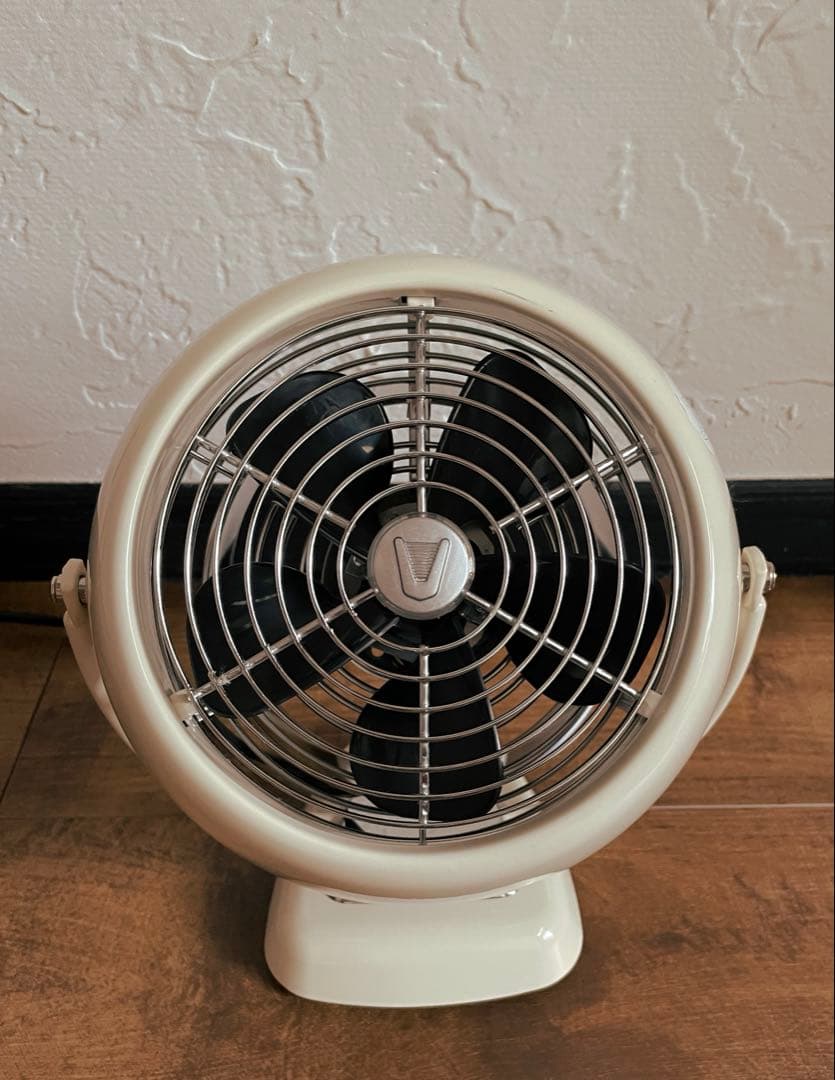 ボルネード サーキュレーター 10畳 レトロ