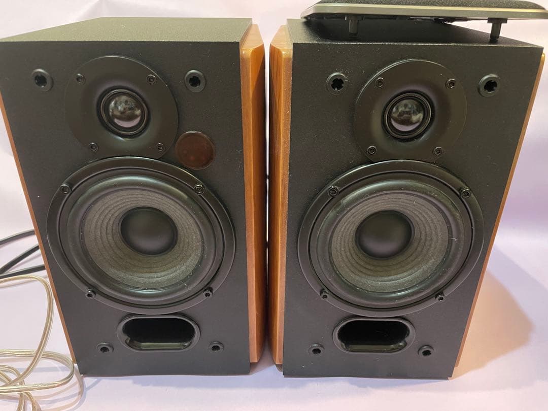 スピーカー・ウーファー EDIFIER R1380DB