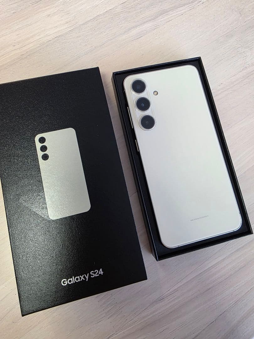 Samsung Galaxy S24 SIMフリー 256GB【国内版 美品】