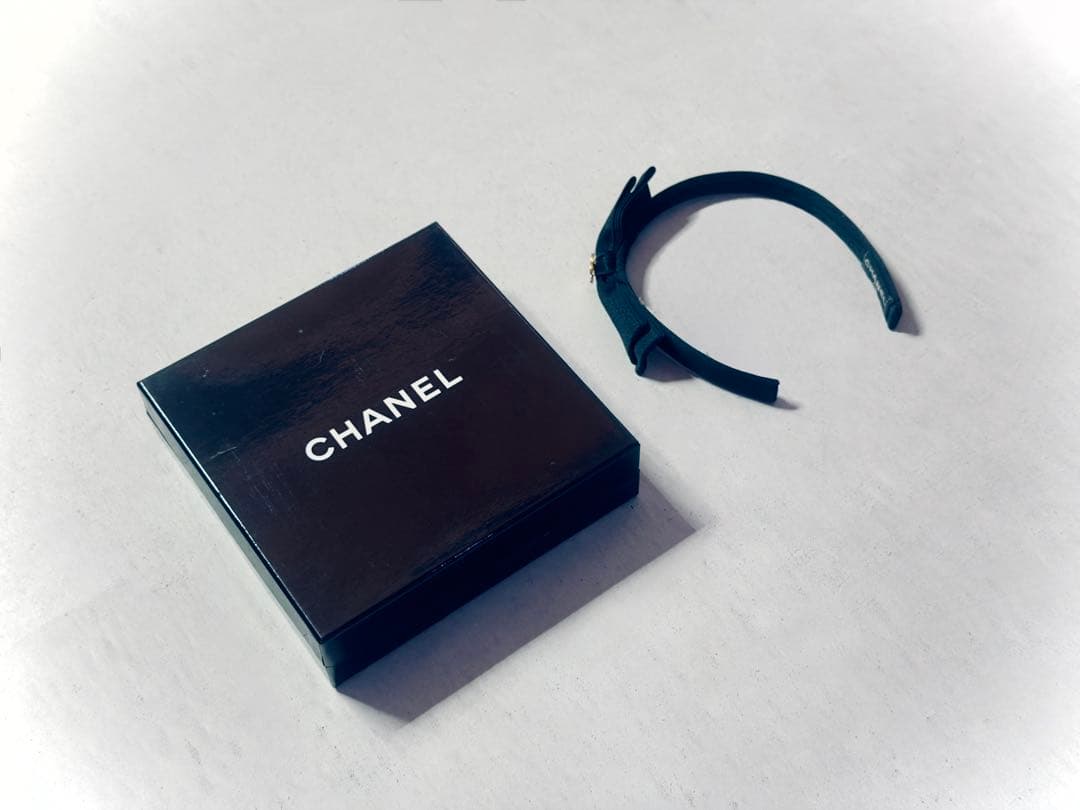 レア CHANEL シャネル カチューシャ リボン ココマーク ヘアアクセサリー