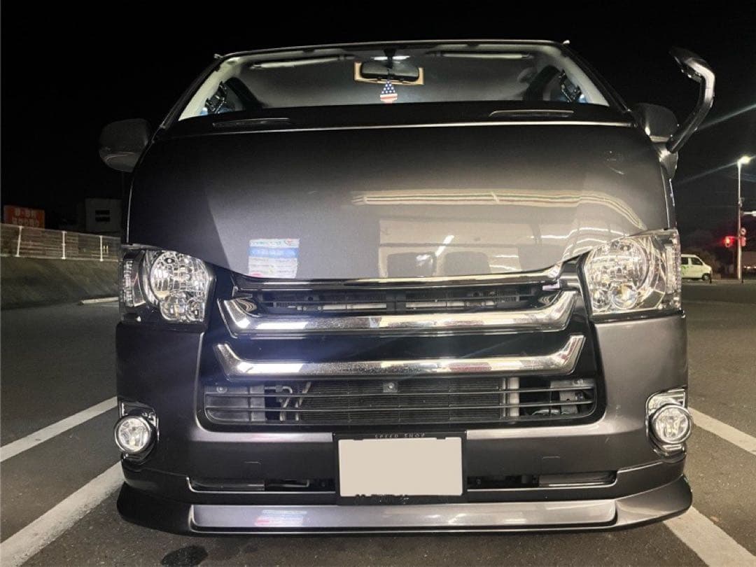 トヨタ ハイエース モデリスタ　グリル