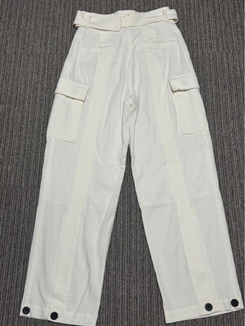 CLANE ホワイト カーゴパンツ ベルト付き