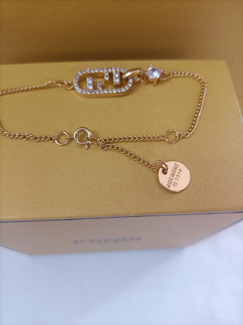 ゴールド✧フェンディ ブレスレット FENDI レディース アクセサリー