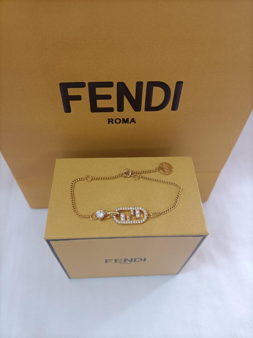 ゴールド✧フェンディ ブレスレット FENDI レディース アクセサリー