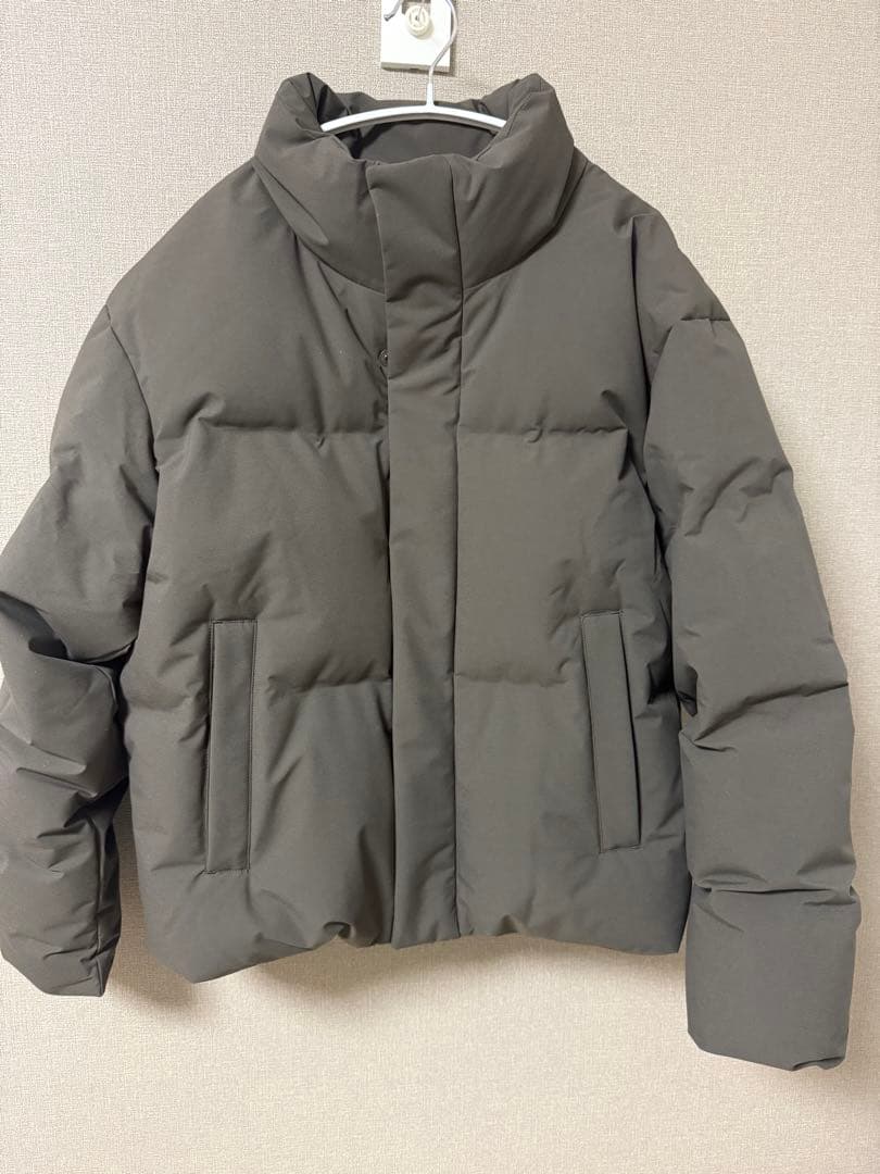 ★ユニクロ シームレスダウンジャケット★ ダークブラウン Mサイズ