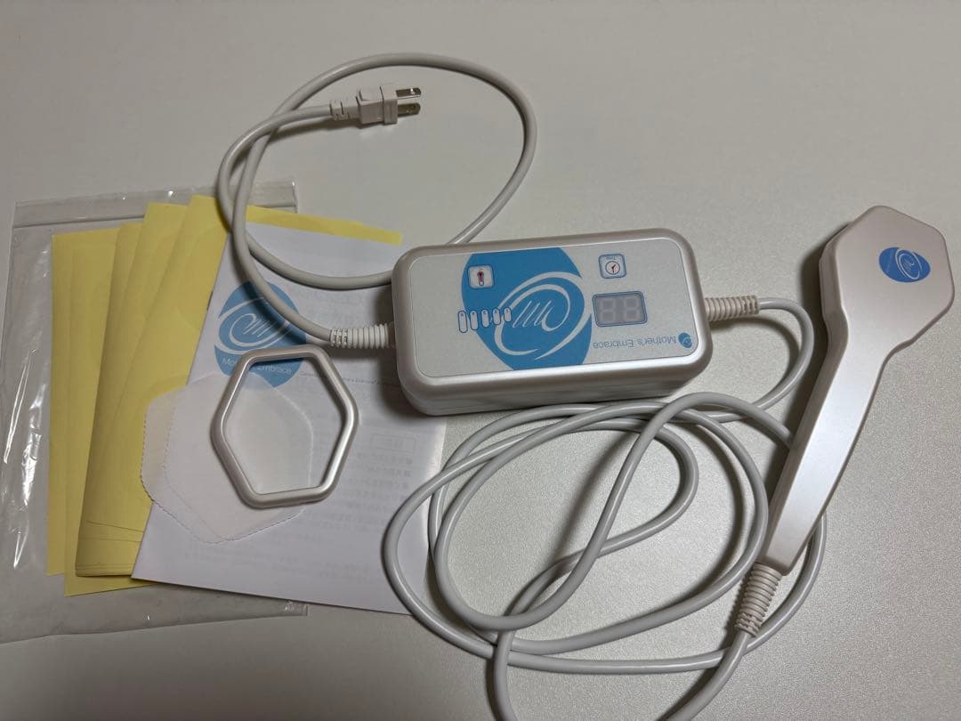 Mother's Embrace 美顔器 EBBC-01