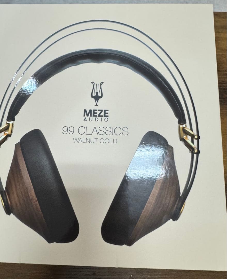 MEZE 99 CLASSICS Walnuts Gold ヘッドホン