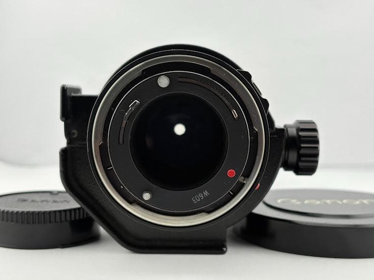 ★美品★キヤノンNEW FD 300mm F4 ★三脚座、前後キャップ付★