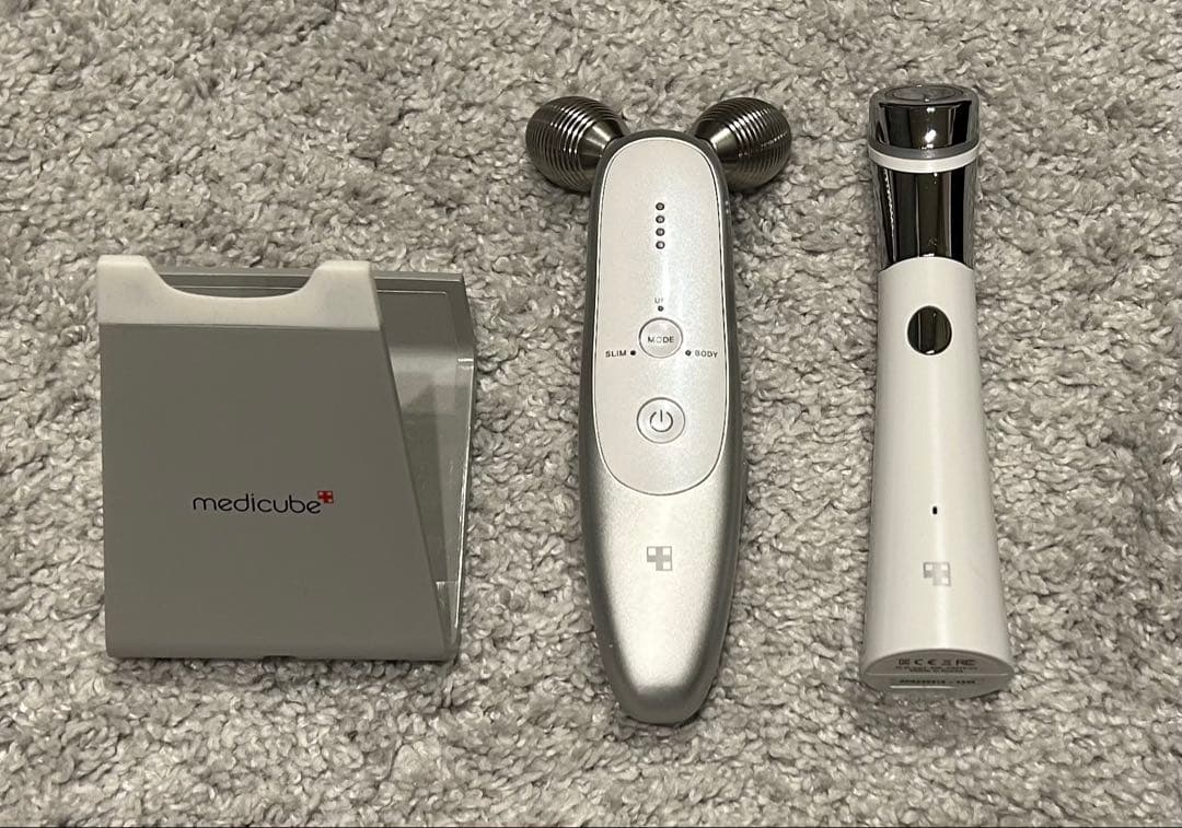 メディキューブ　ダーマエアショット &ダーマEMSショット 2点セット