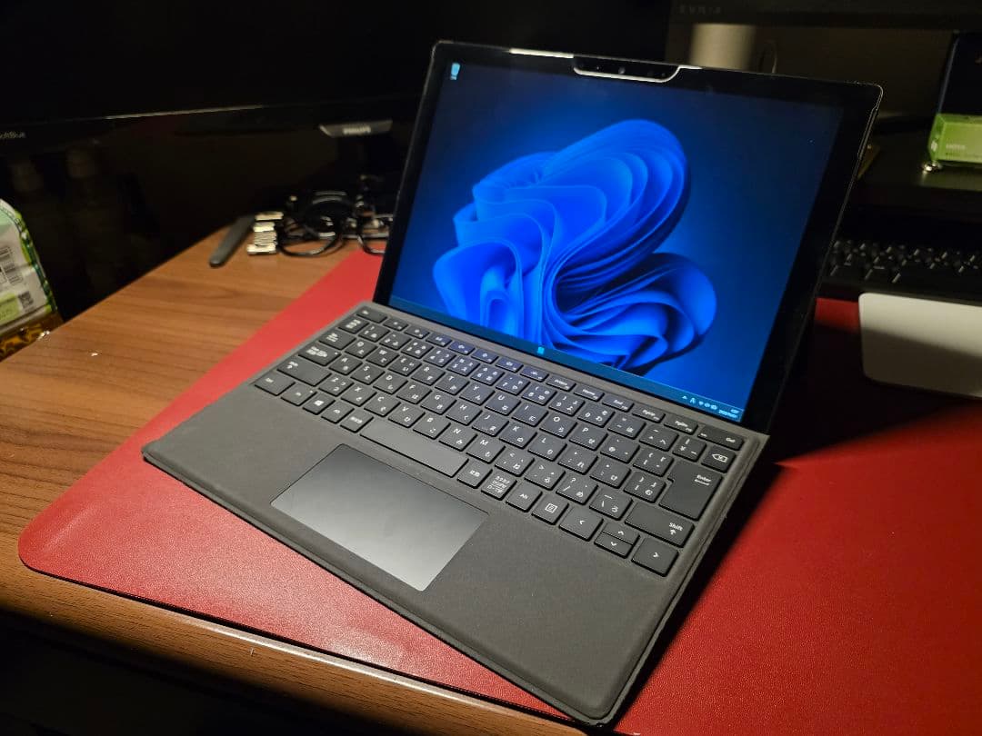 Microsoft Surface Pro 7 i7 16/512GB ブラック