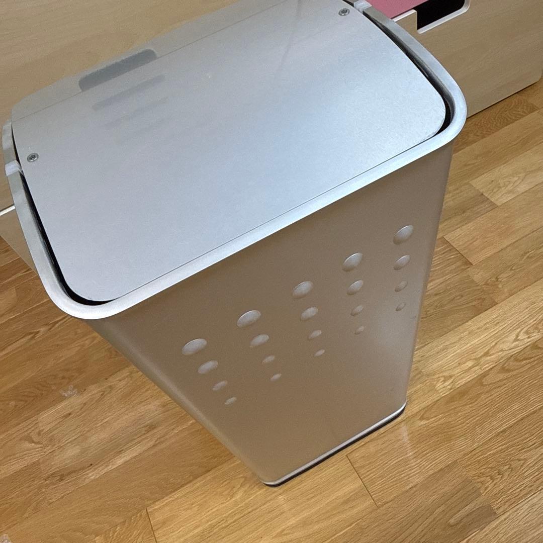 MAST社 マスト社 ギリシャ製 ダストボックス