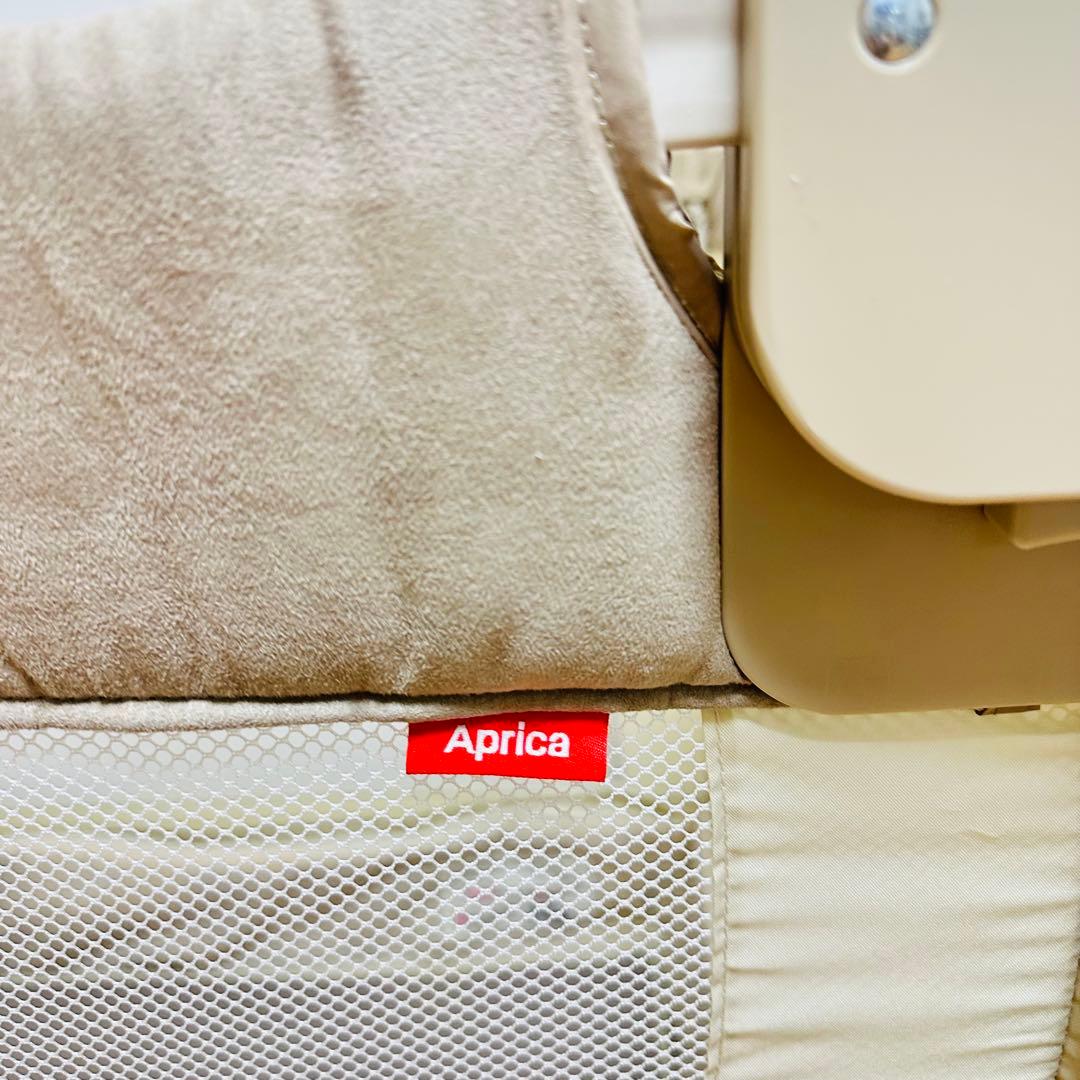 アップリカ ココネルエアープラス 66044 ベビーベッド シュークリーム