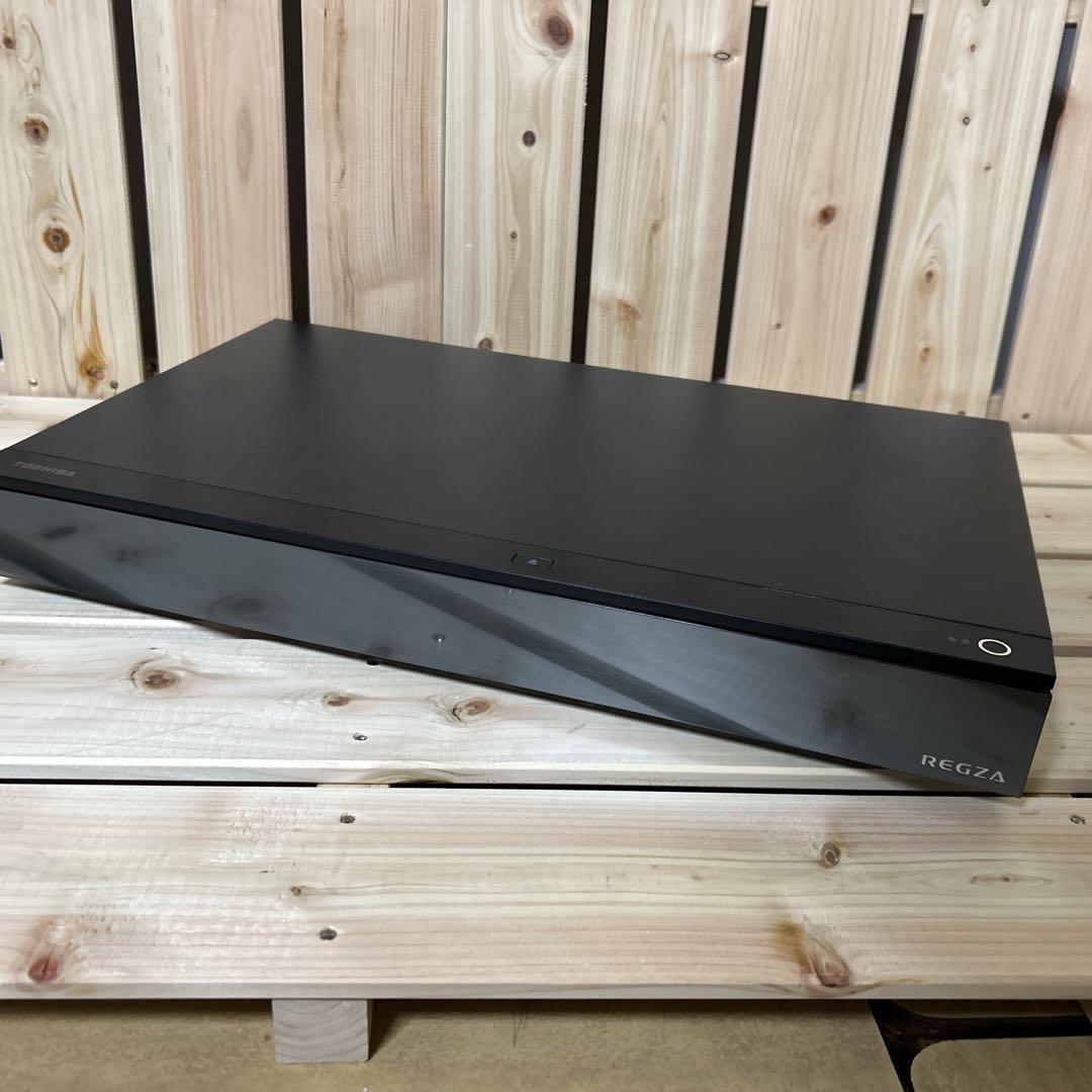 【展示品保証付】レグザ 4K ブルーレイディスクレコーダー DBR-4KZ200
