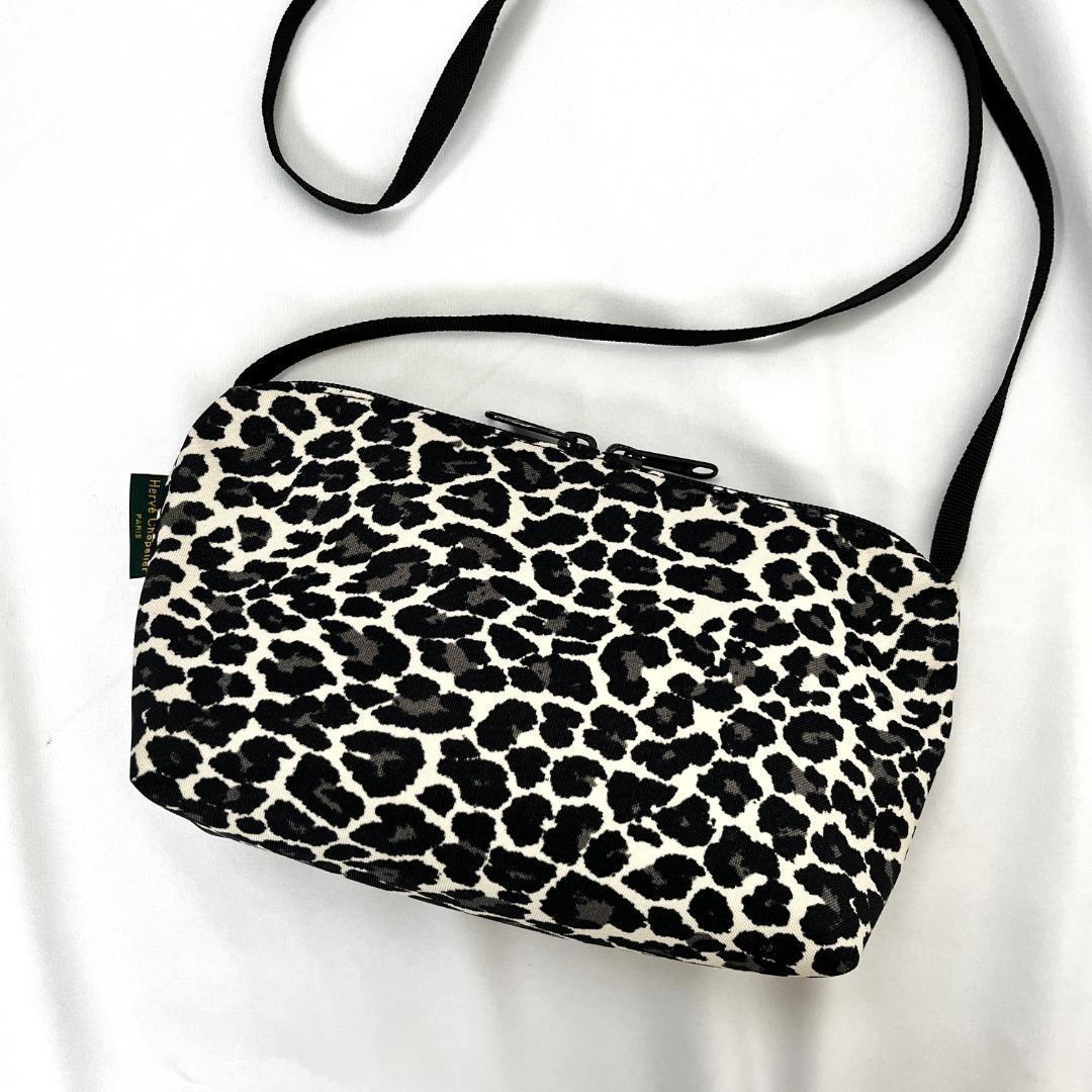 超美品 エルベシャプリエ ナイロンスクエアショルダー ナイロン パンサーブラン