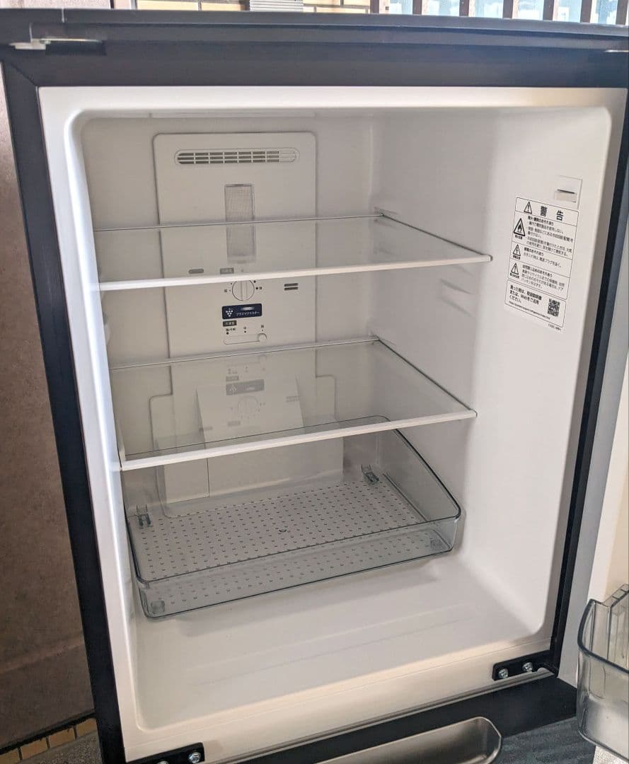 ★2022年製 152L 冷凍冷蔵庫 【SJ-GD15H-B】ピカピカの黒♫