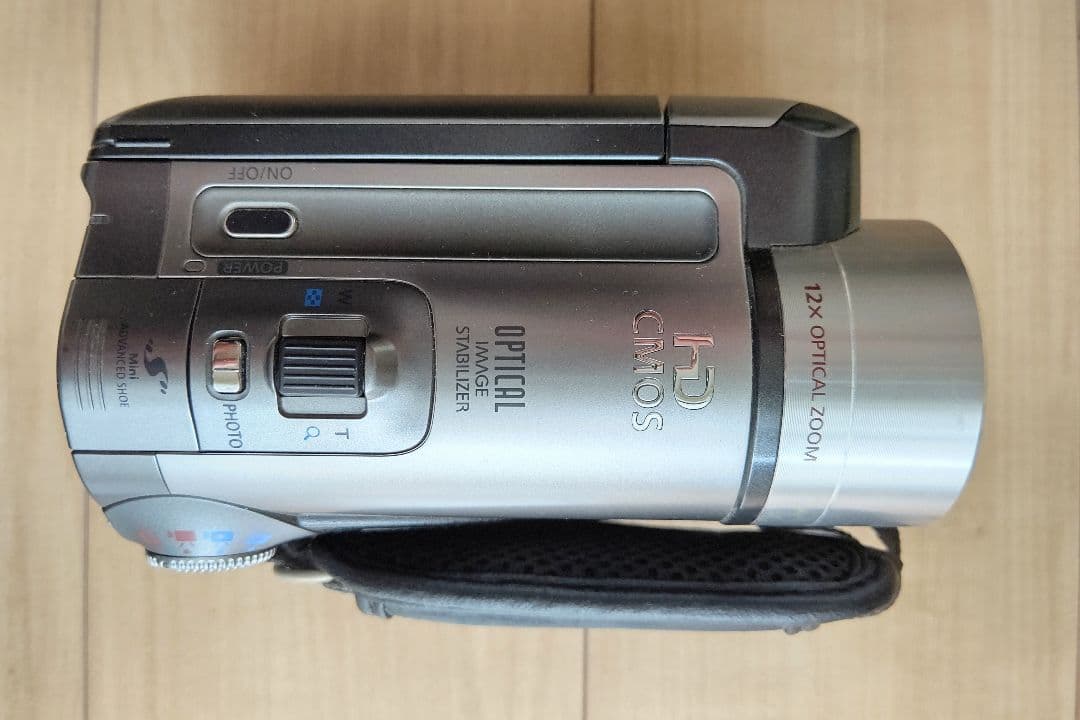 キヤノン HDビデオカメラ iVIS HF100