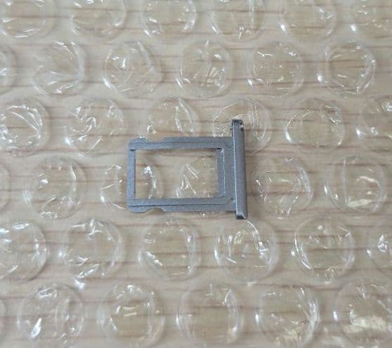 ア*ロ様 iPad mini 4◼️128GB◼️セルラー版◼️バッテリー良品◼