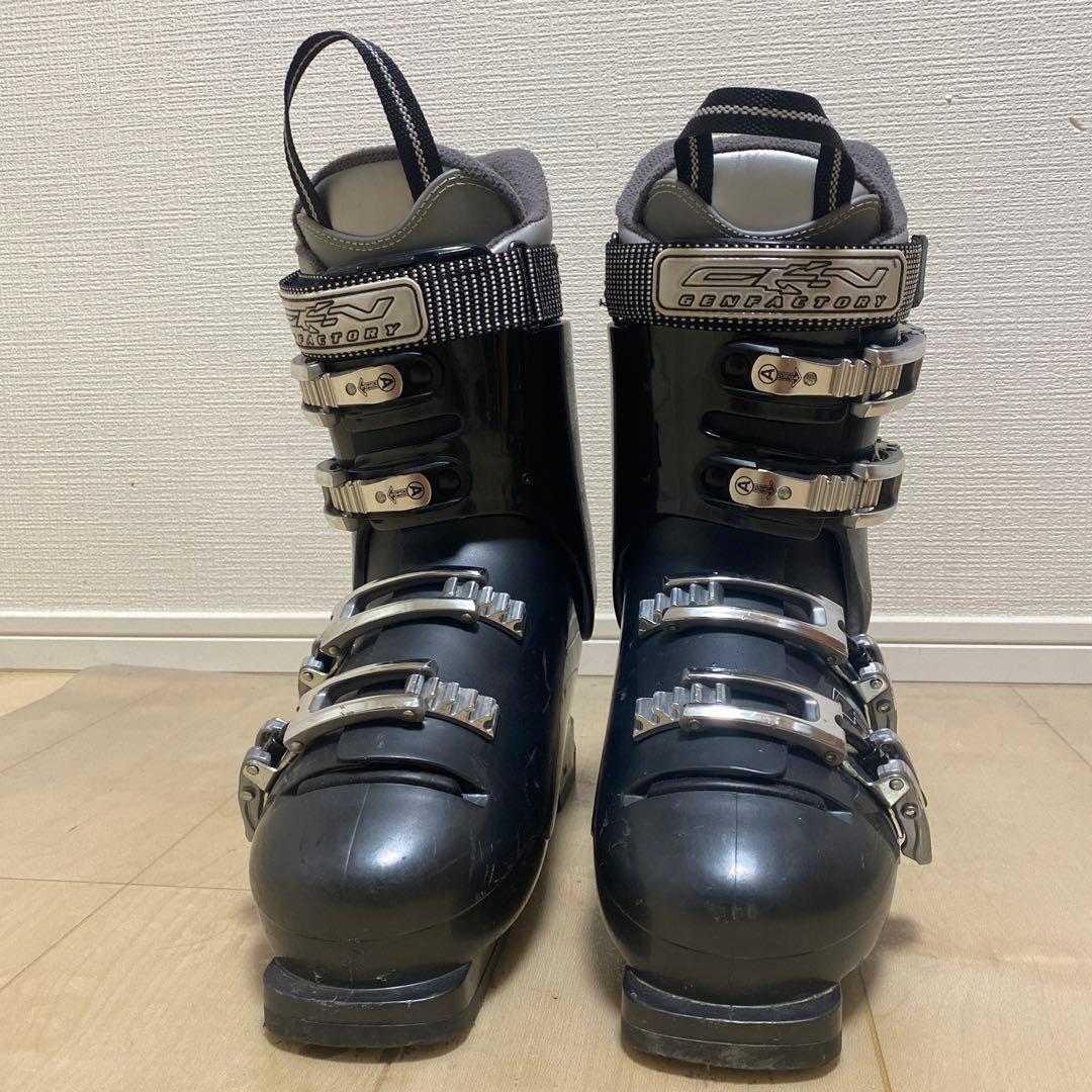 【送料無料_即日発送】スキーブーツ　GENFACTORY FC 26.5cm