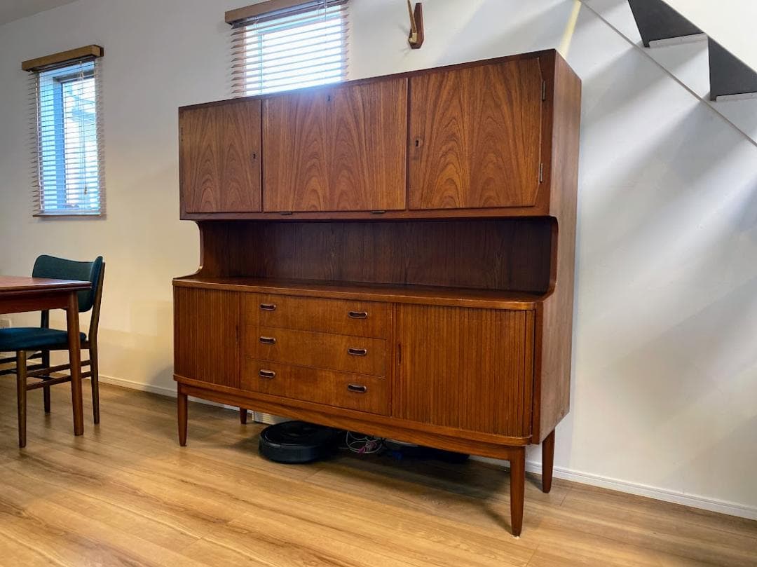 最終値下1960sデンマーク チーク カップボード サイドボード キャビネット