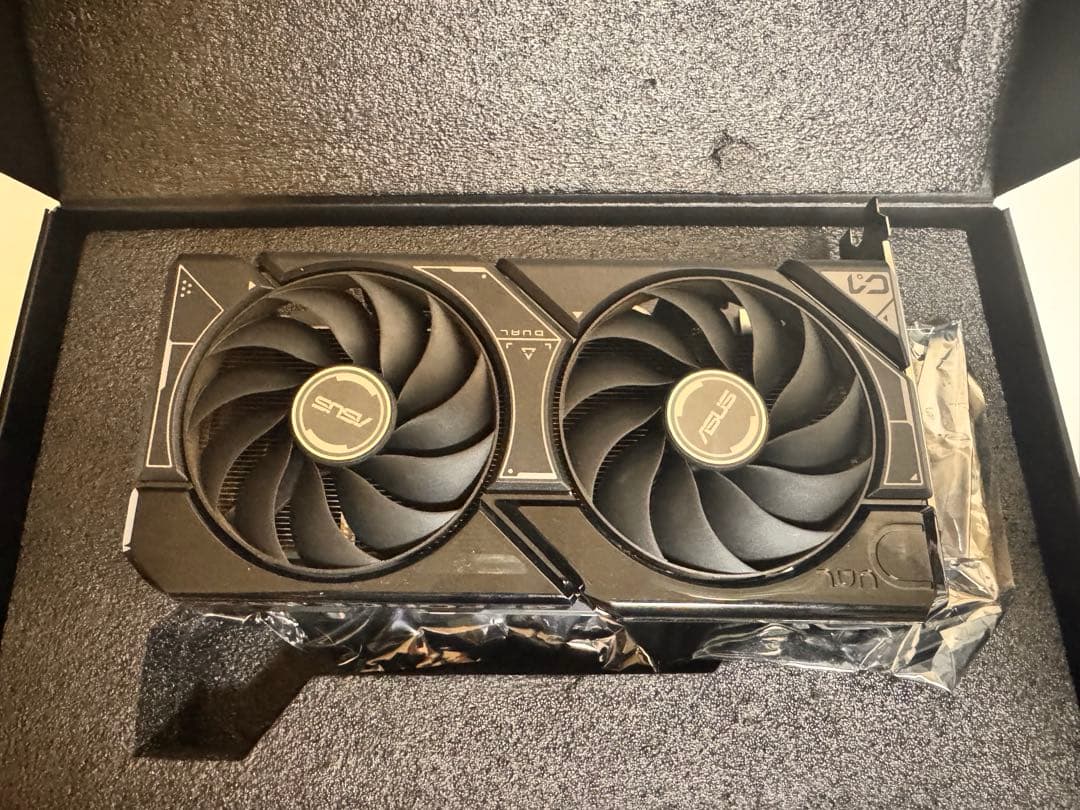 グラフィックボード・グラボ・ビデオカード ASUS DUAL GeForce RTX 4060 OC