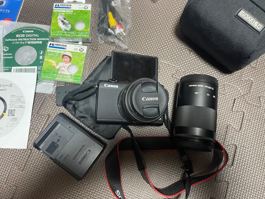 Canon M100 キヤノンM100