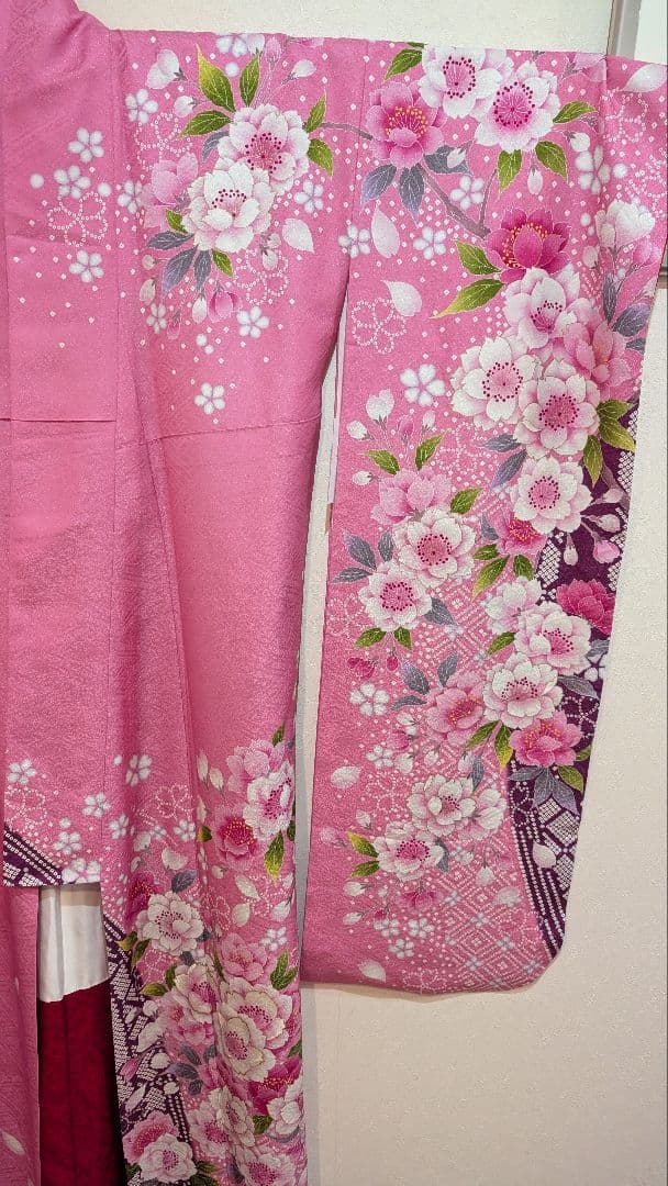 【美品】ピンク 花柄 振袖•Ｌサイズ