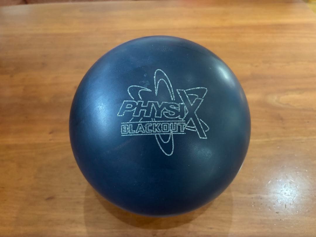 ボウリングボール　ストーム　storm フィジックス　ブラックアウト15P 新品