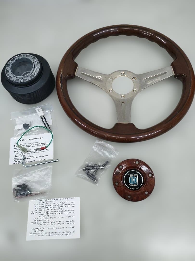 NTD製ウッド製3スポークステアリングホイール、ハブ　OS -245　セット