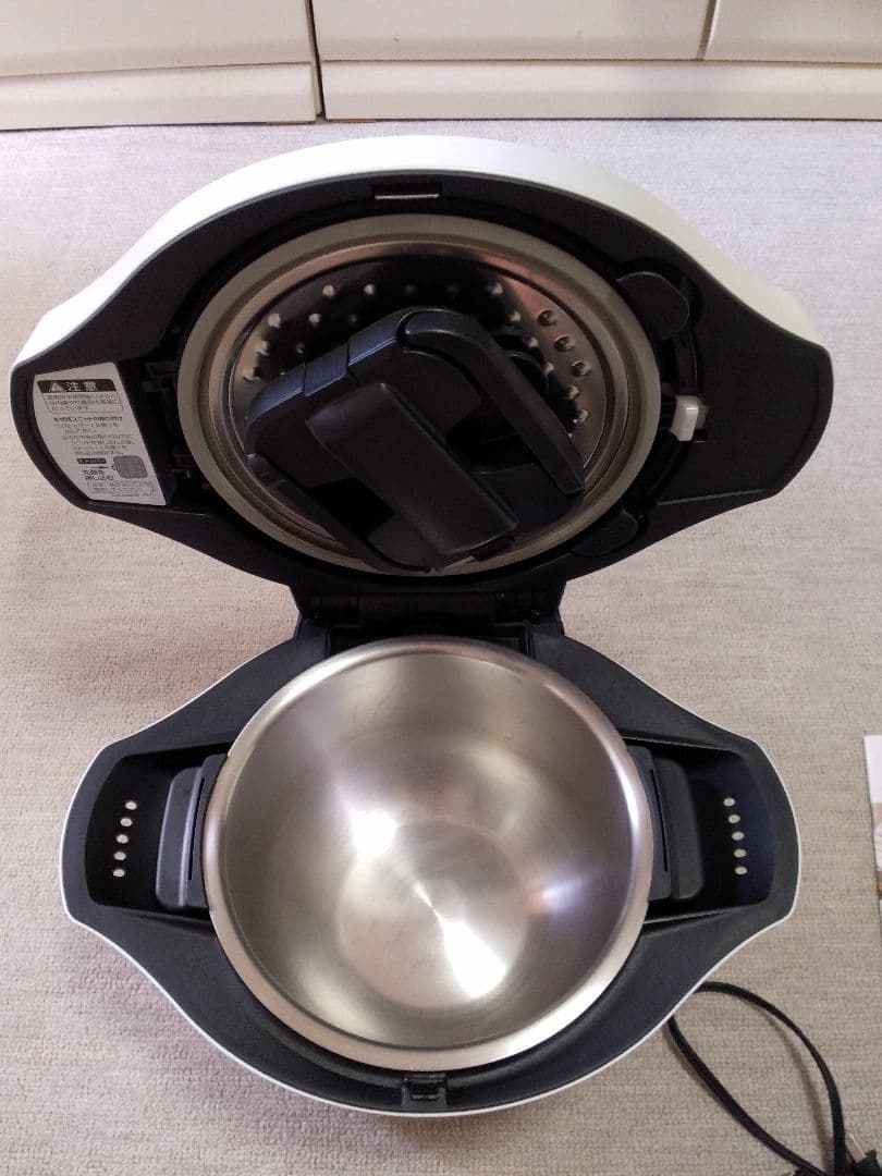 ヘルシオ ホットクック 2.4L ホワイト KN-HW24E-W