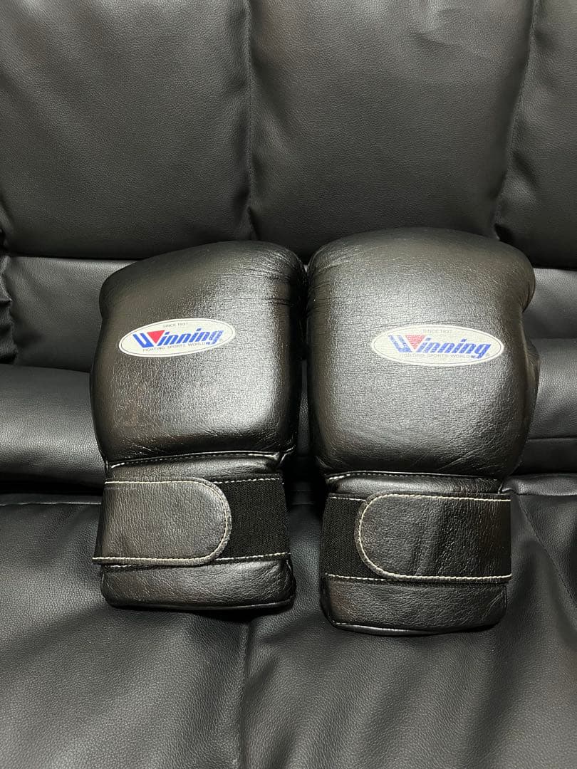 Winning ボクシンググローブ 16 oz ブラックソフトタイプ