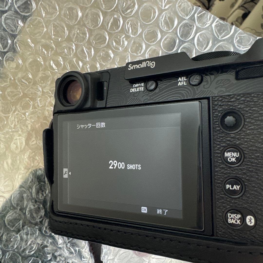 FUJIFILM X100VI 〔シルバー/ブラック〕★おまけ多数・フルセット