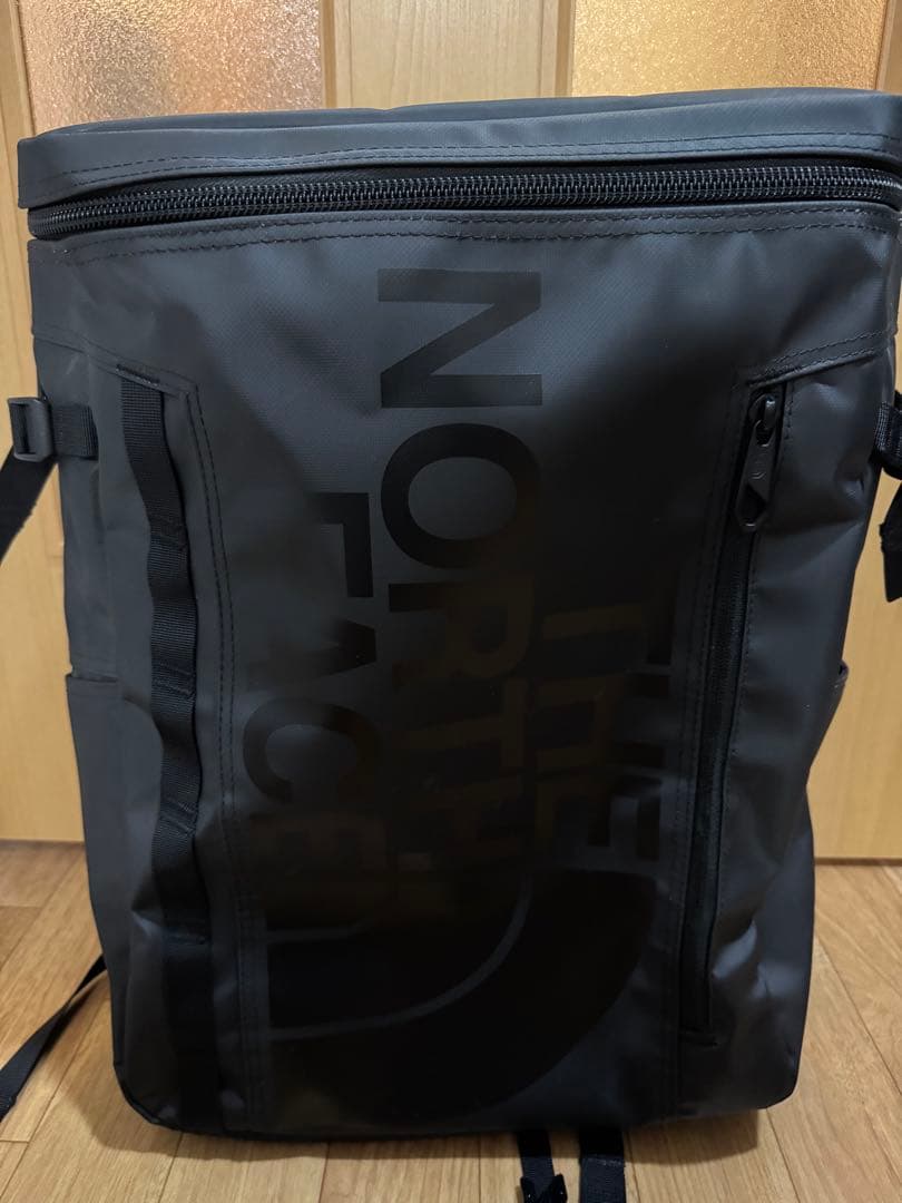 THE NORTH FACE ヒューズボックス　NM82000