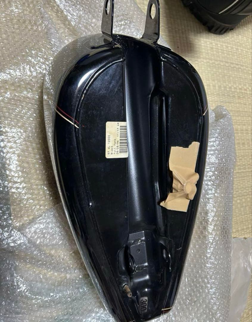 S*M様 【極美品】Harley-Davidson 純正タンク