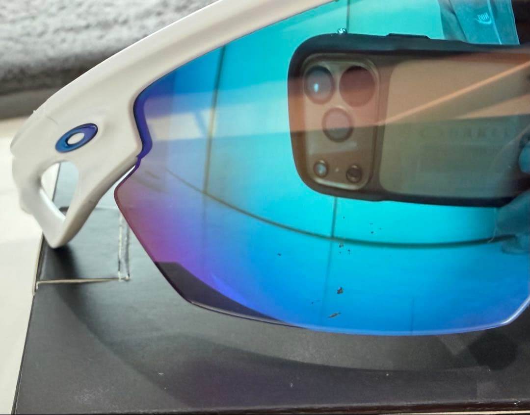 オークリーSPHAERA(スフィエラ)偏向レンズ プリズムサファイア940302