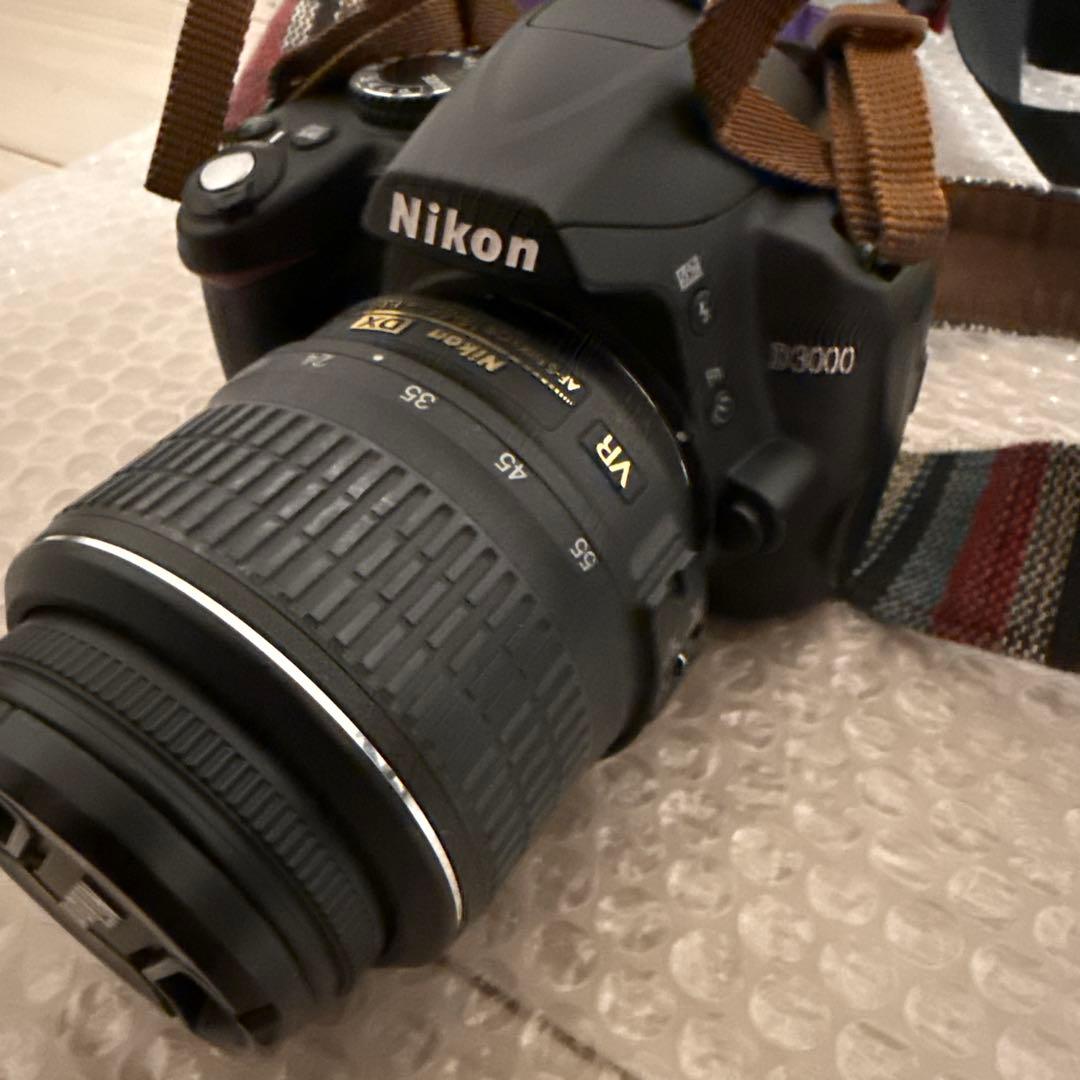 一眼レフ　Nikon D3000