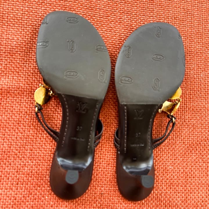ルイヴィトン フラワーモチーフサンダル 37 正規品