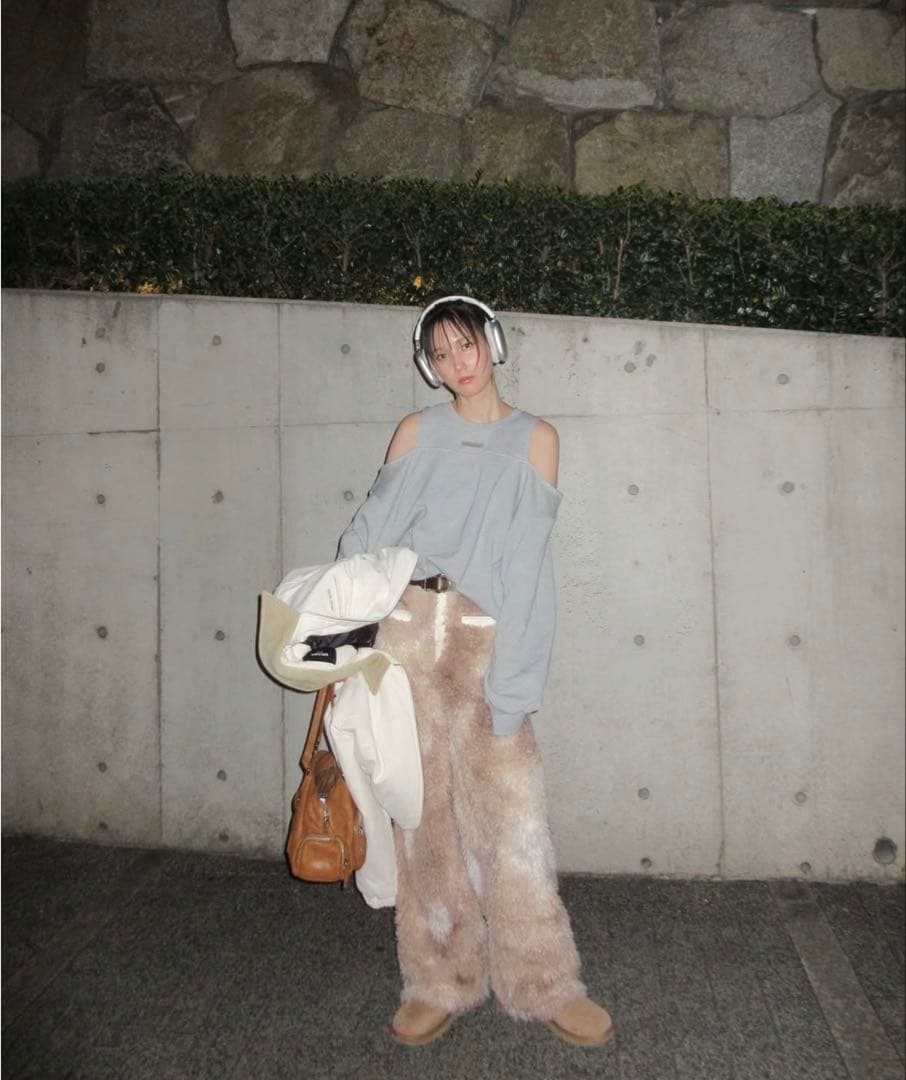 viavanda ファー　パンツ