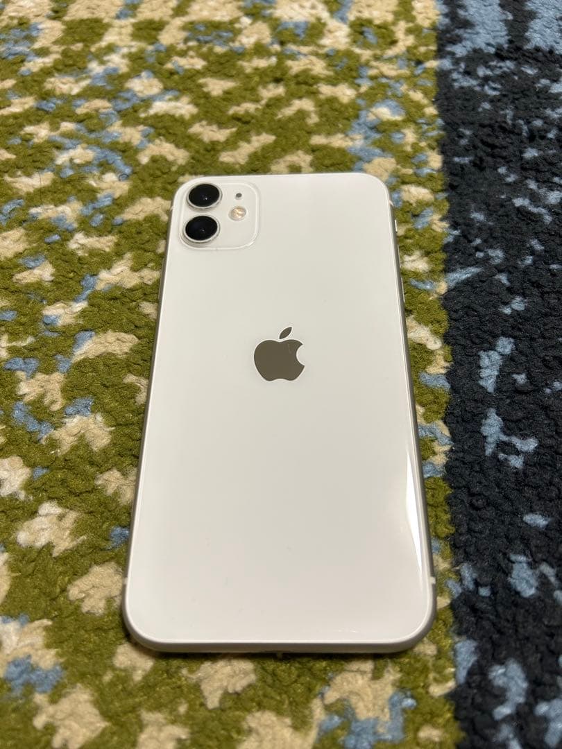 Apple iPhone11 ホワイト 64GB