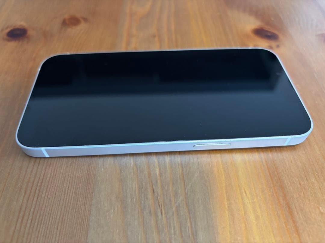 iPhone13 本体 スターライト 128GB バッテリー84%