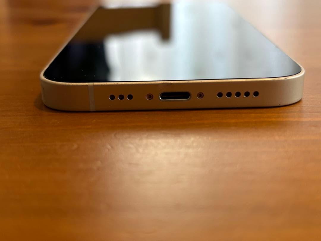 iPhone13 本体 スターライト 128GB バッテリー84%