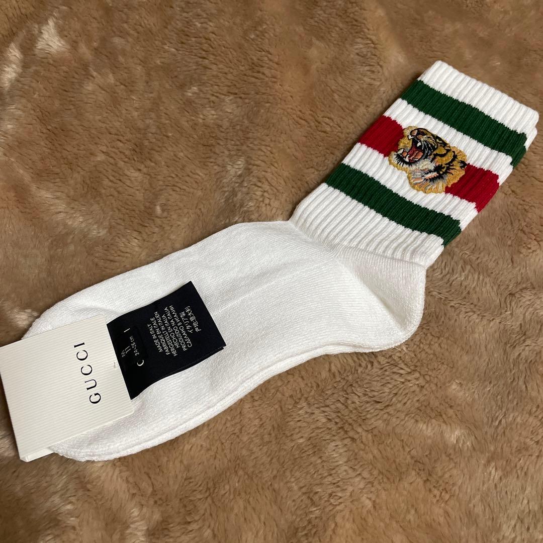 【新品未使用品タグ付き】GUCCI グッチ 靴下 ソックス 虎 M