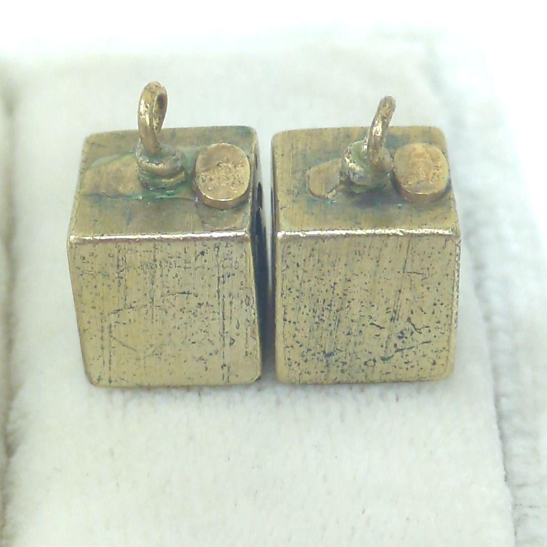 CHANEL　シャネル　ココマーク　キューブ　チャーム　（ピアス用）