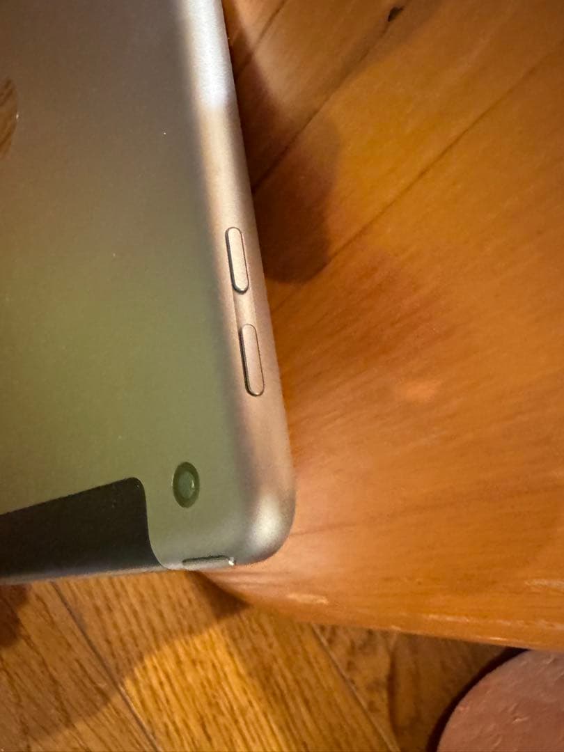 iPad6世代　32G SIMフリー 4日間値下げ